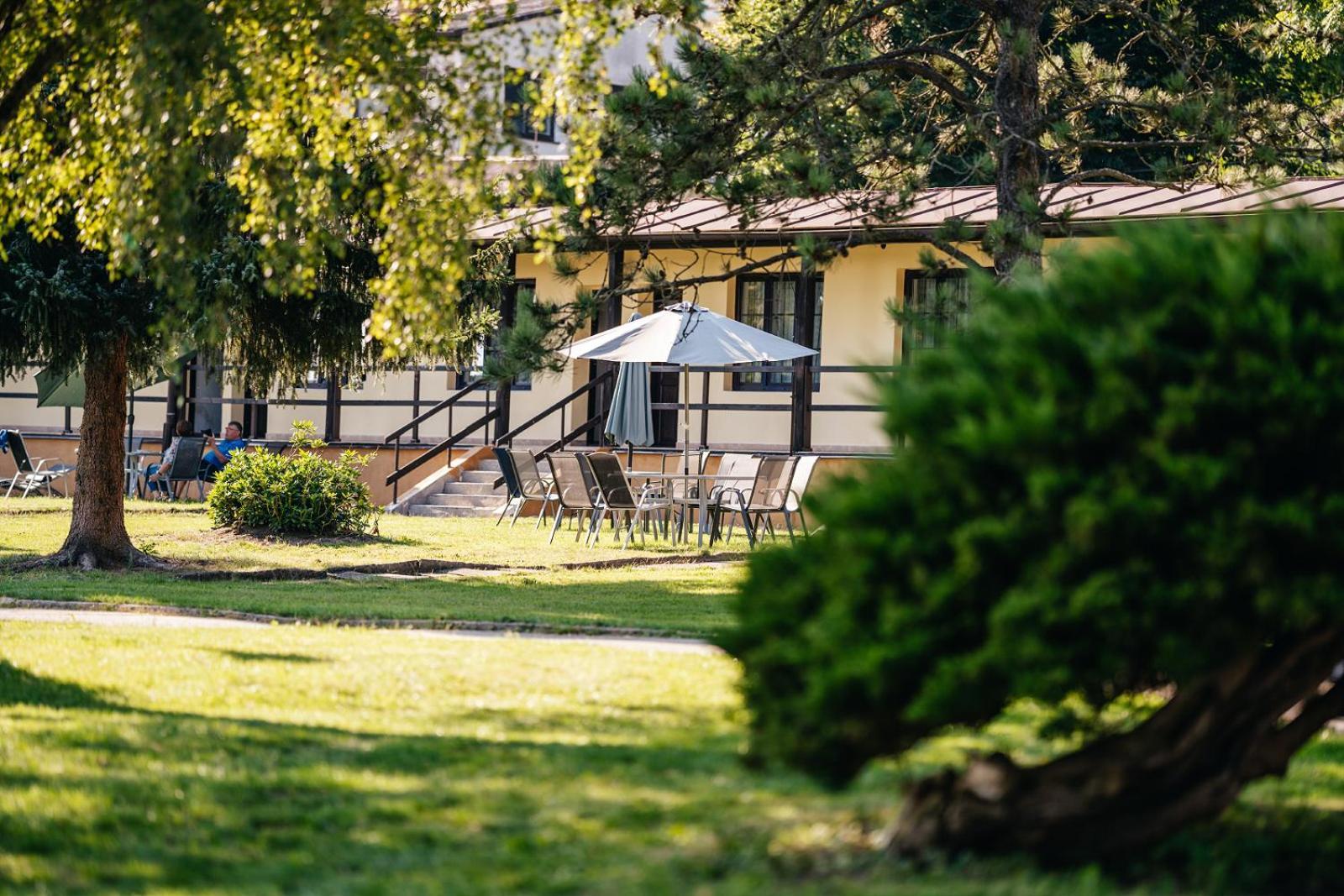 Resort Lesak Chlum u Trebone Zewnętrze zdjęcie